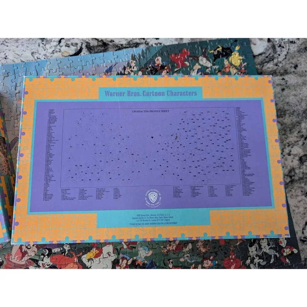 1996 Warner Bros cartoon characters 1000 piece jigsaw puzzle Rare Find, Vintage